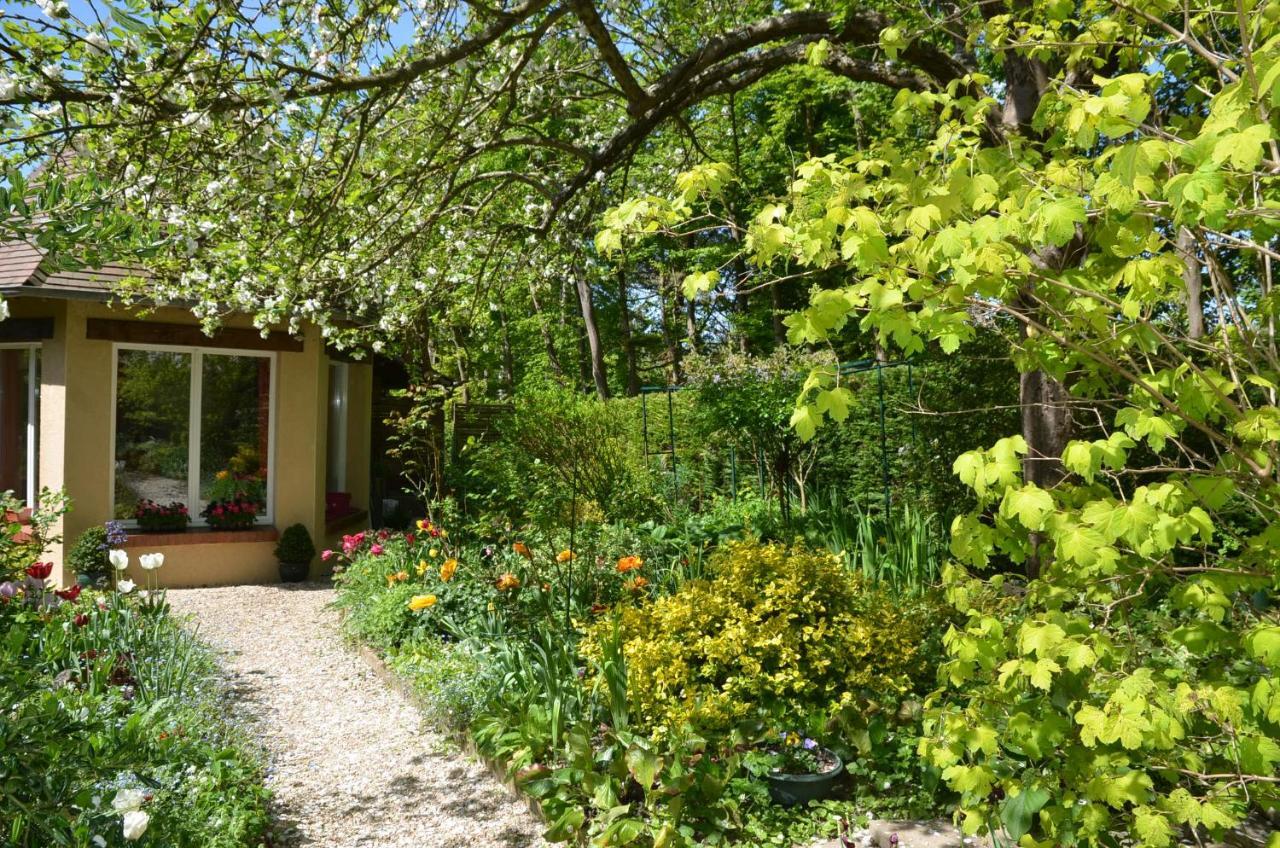 Le Clos Fleuri Bed & Breakfast Giverny Eksteriør bilde